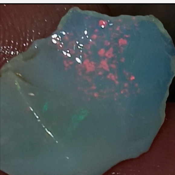 Australian Opal Rough 6.9 Carat Mintabie Red Flash Colorful - Picture 14 of 15